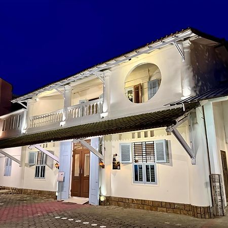 The Raden Patah Heritage Kota Lama Semarang Exteriér fotografie