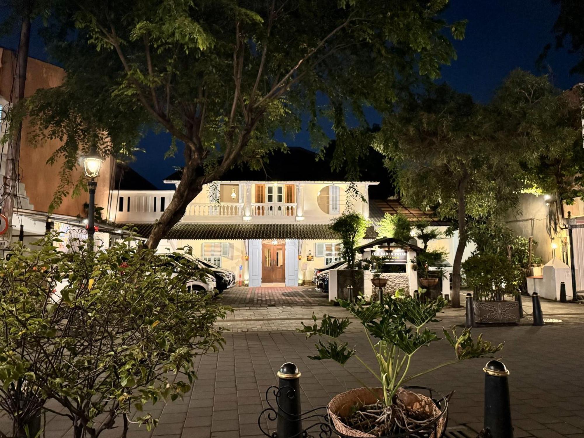 The Raden Patah Heritage Kota Lama Semarang Exteriér fotografie